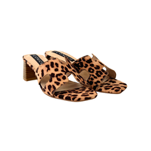 Cargar imagen en el visor de la galería, Eiza Leopardo
