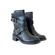 Cargar imagen en el visor de la galería, Vera
