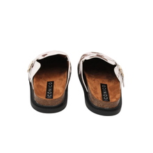 Cargar imagen en el visor de la galería, Monica CowPrint
