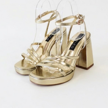 Cargar imagen en el visor de la galería, Samara Dorado
